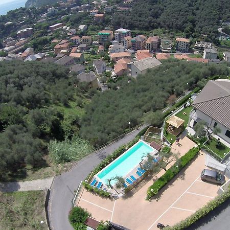 I Monili Apartment Moneglia Bagian luar foto